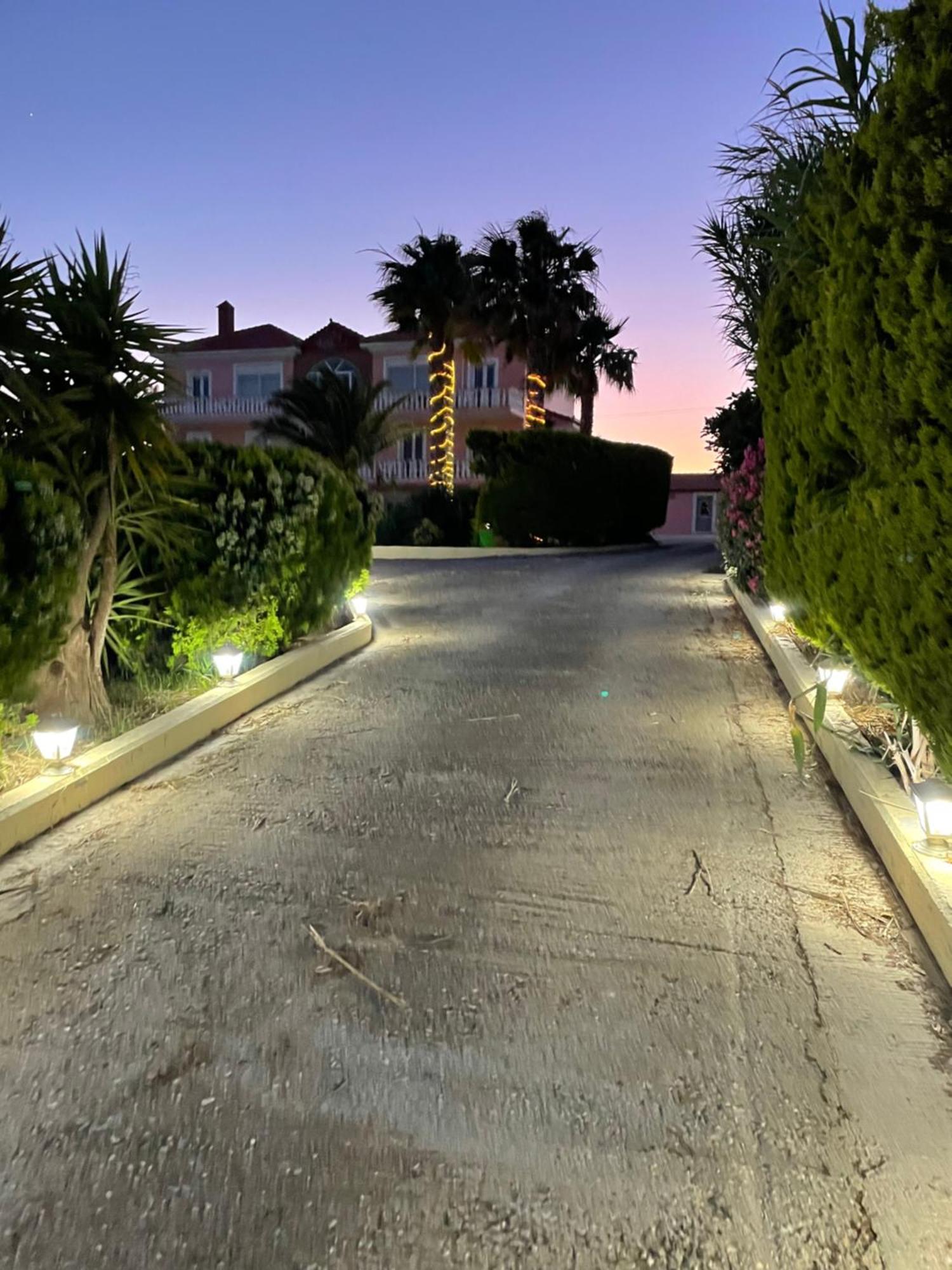 Villa Lagosta Város Екстериор снимка